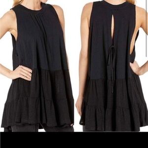Free People  Right on Time Tunic Tiered Top with Open Back Black Size L